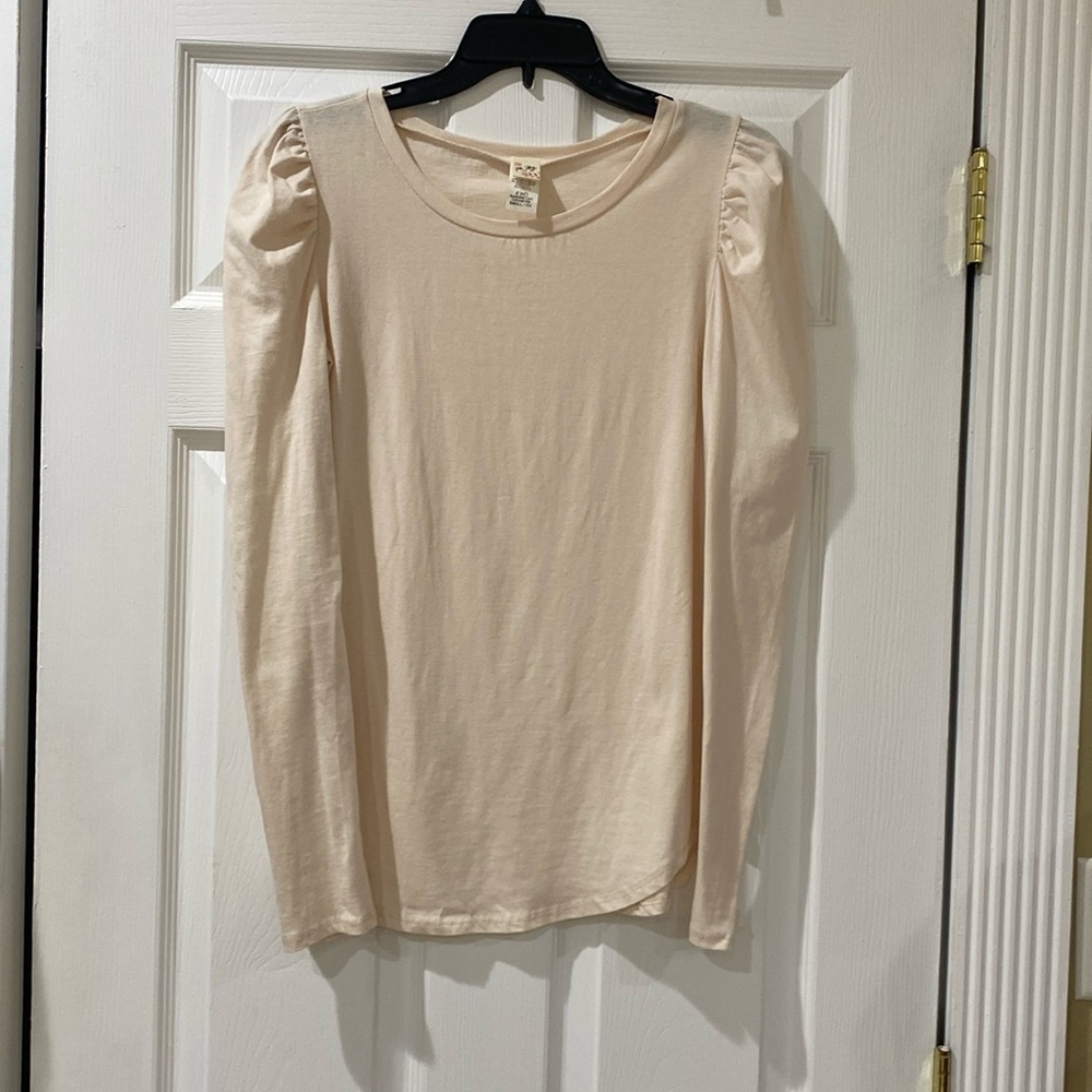Puff sleeve top